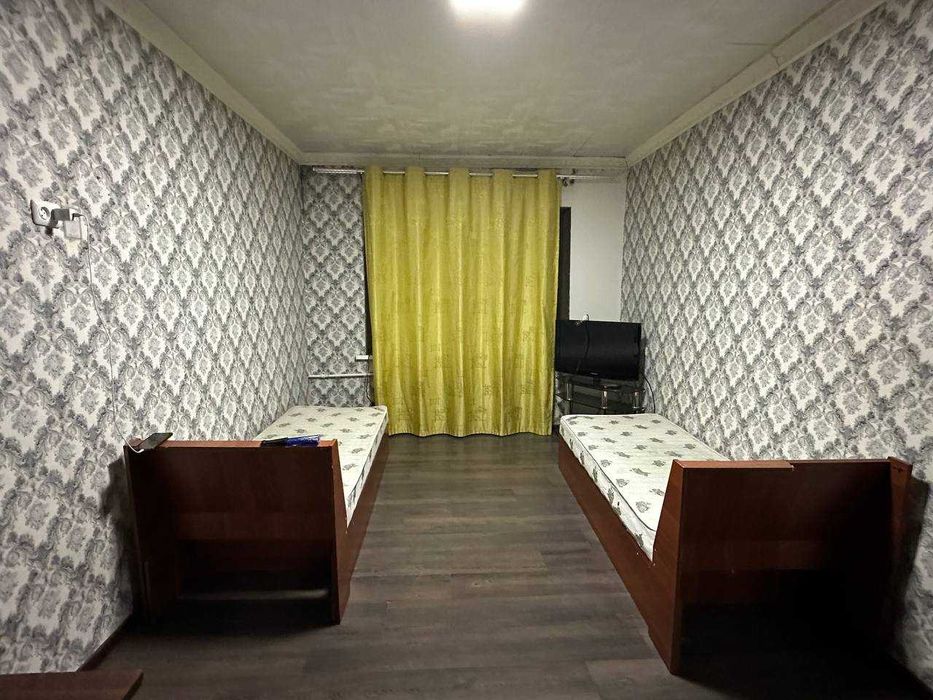 Продаётся на Асалободе (Слонима) 2/4/4, кирпич, возле Инбазара