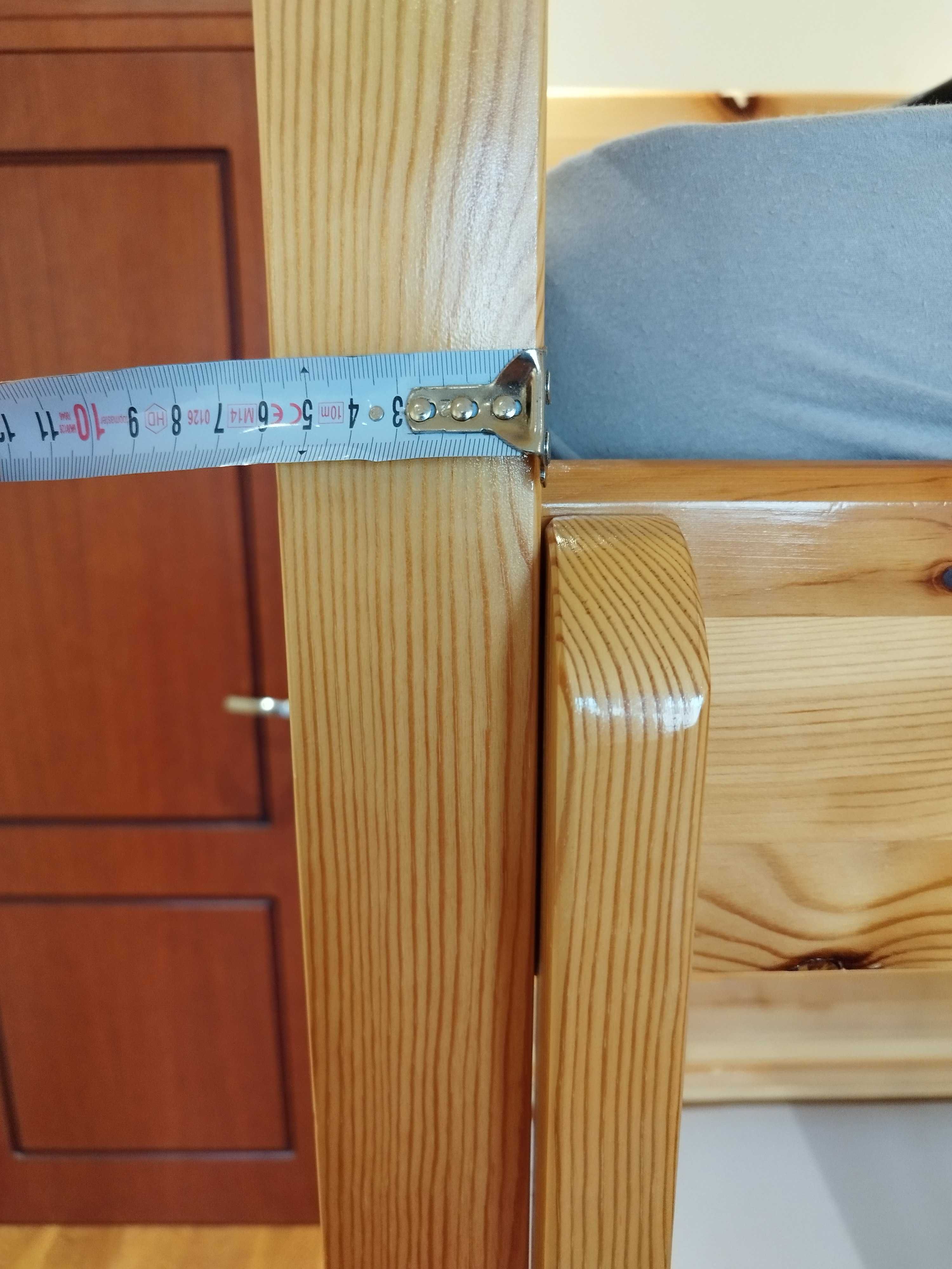 Продавам двуетажно легло