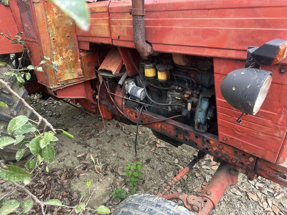 Vand doua tractoare U650