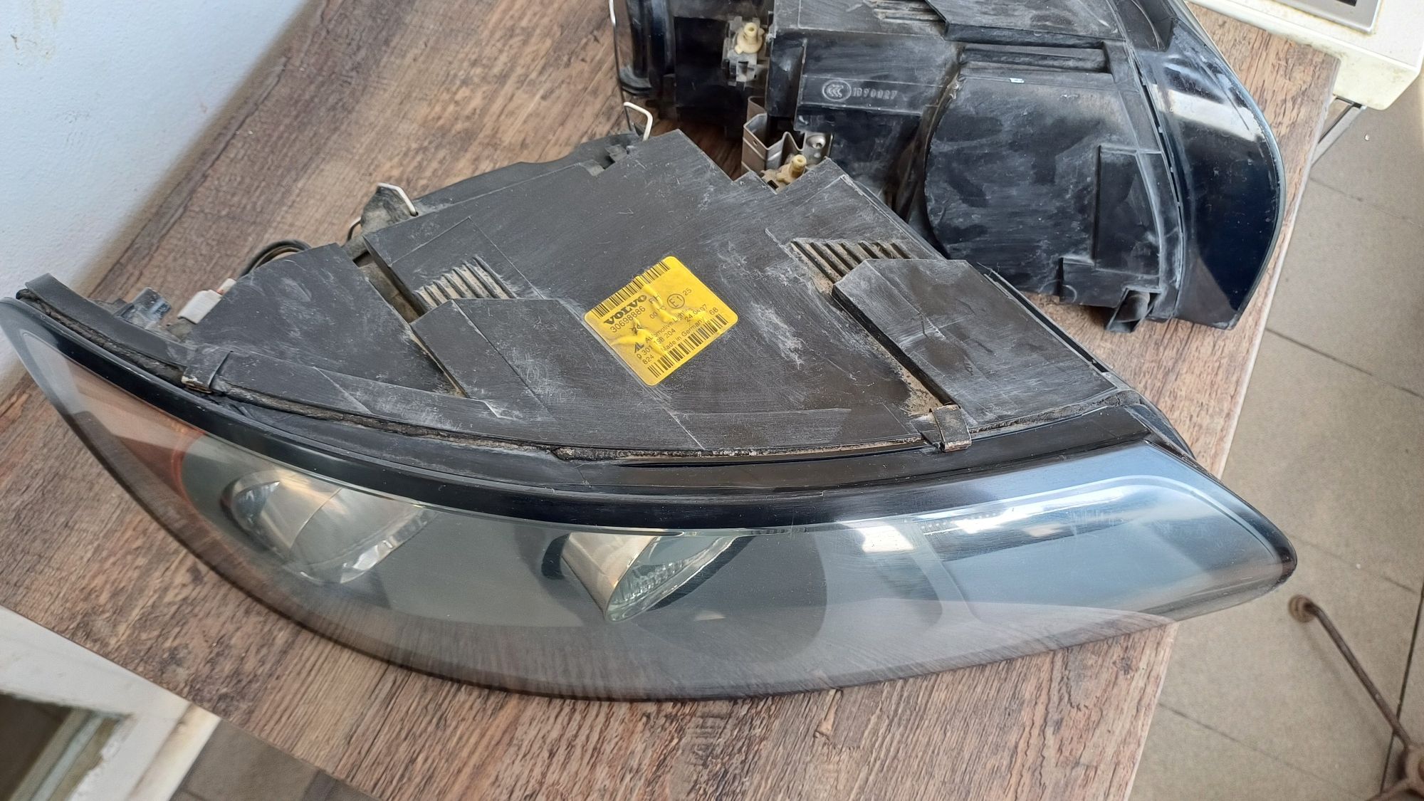 Фарове  VOLVO   за C30/S40/V50