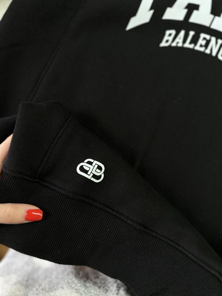 Рокля/суитшърт Balenciaga Paris