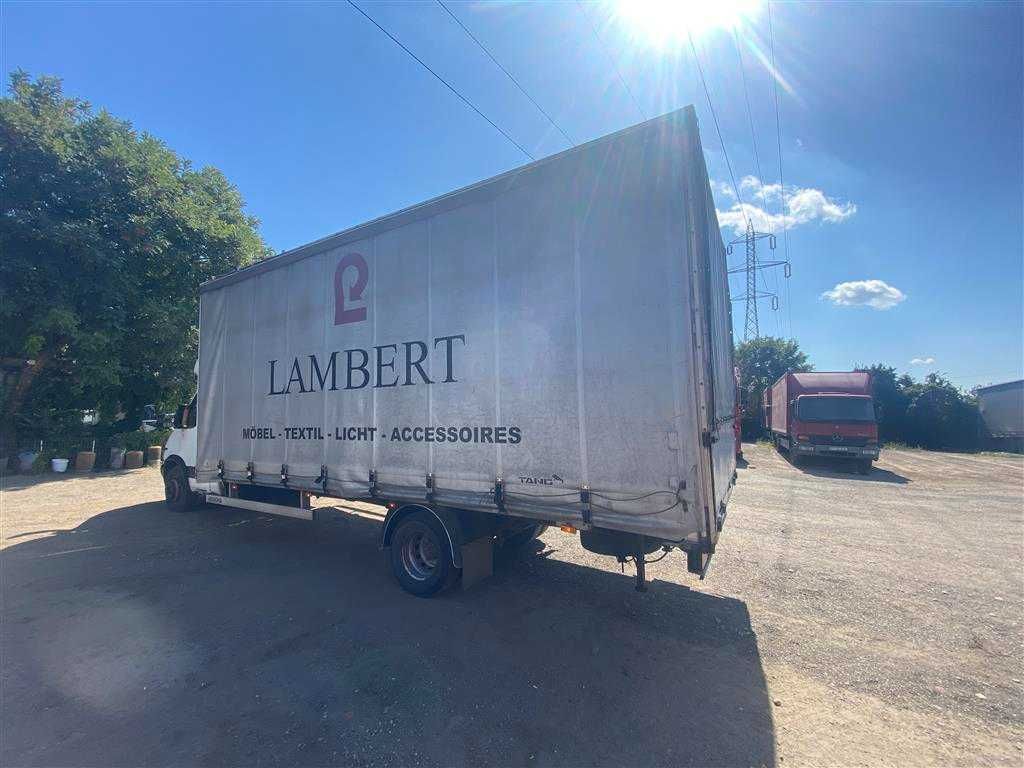 Iveco Daily 35C17 65C17 50C17 2006 г. брезент 3.5t категория B