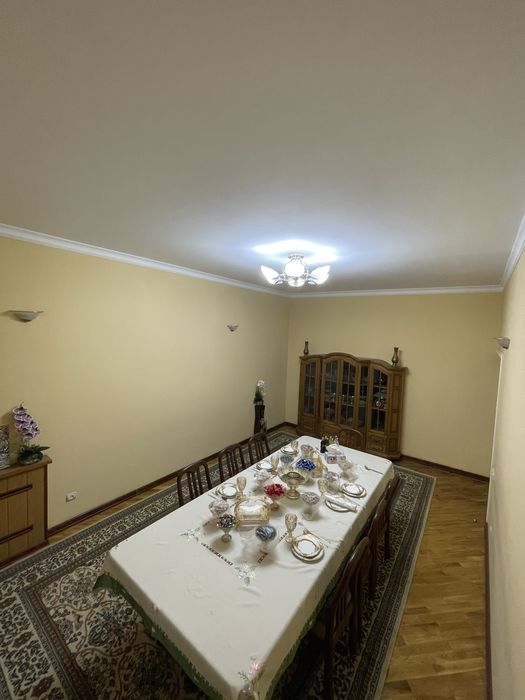 Просторная 4-комнатная квартира с огородом и подвалом