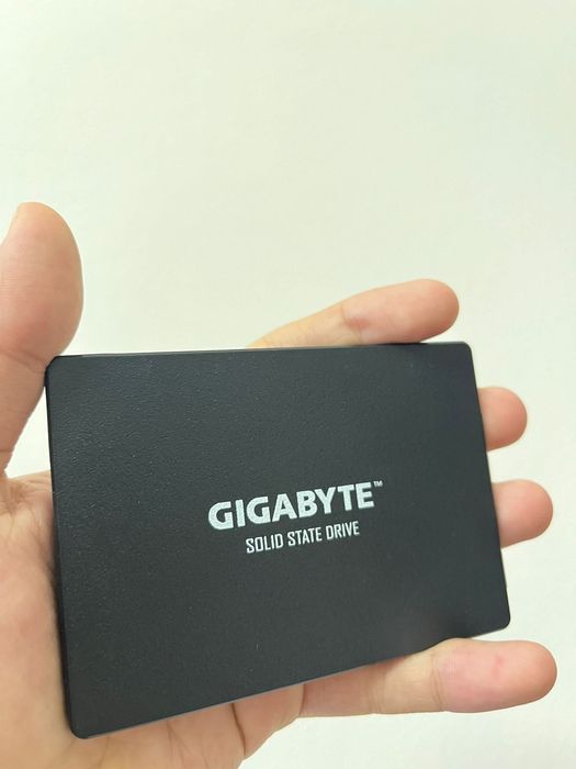 Продаю SSD 120gb от GIGABYTE