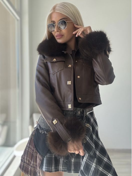 Тъмно кафяво кожено яке с пух-ново.