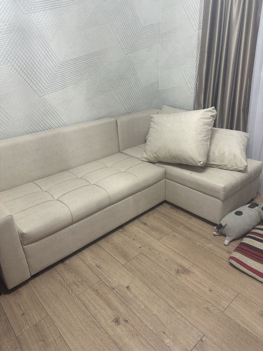 Продам диван угловой