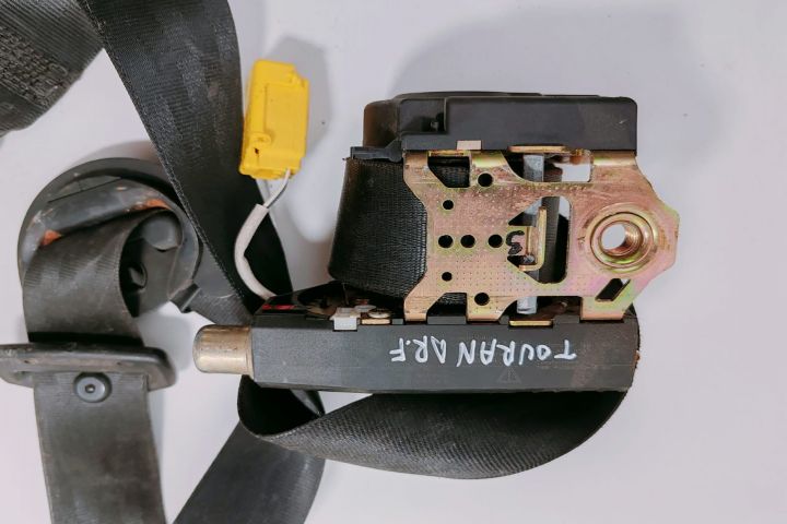 Centura de Siguranta  dreapta fata 193857737 / 1T1857706 Volkswagen V