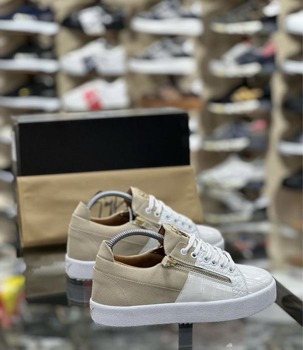 Sneackers premium Alexander Mcqueen, giuseppe zanotti