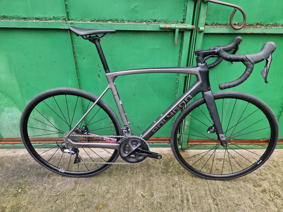 Polygon Strattos Carbon