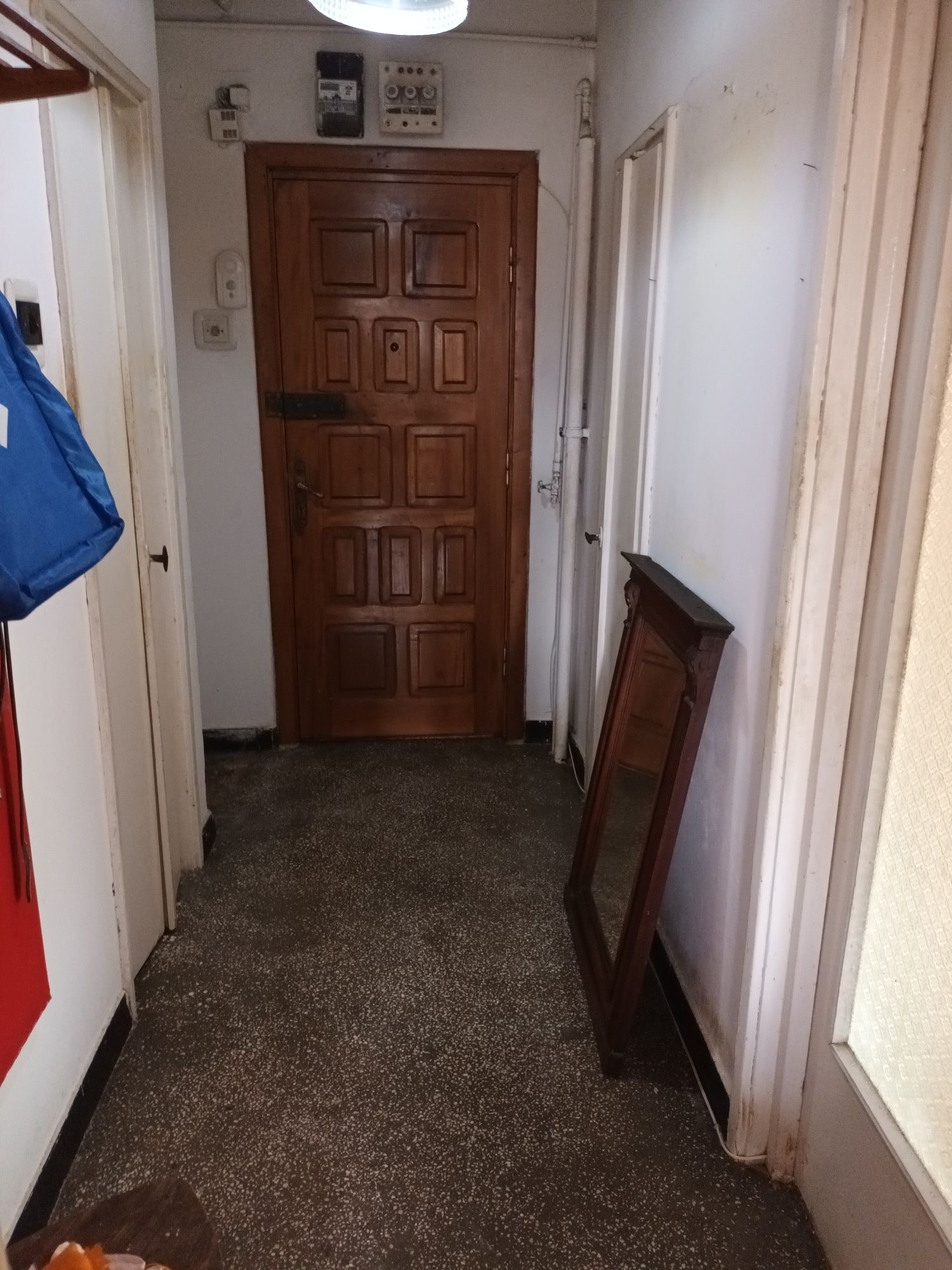 Vând apartament 2 camere in Lunca (Indesire) cu o priveliște minunată