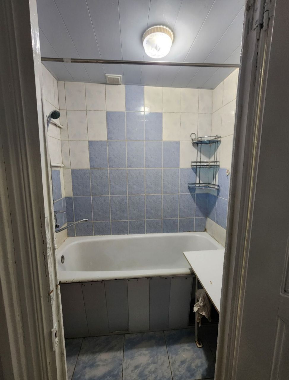 Ттз4 продается квартира 2/4/4 балкон 2*6