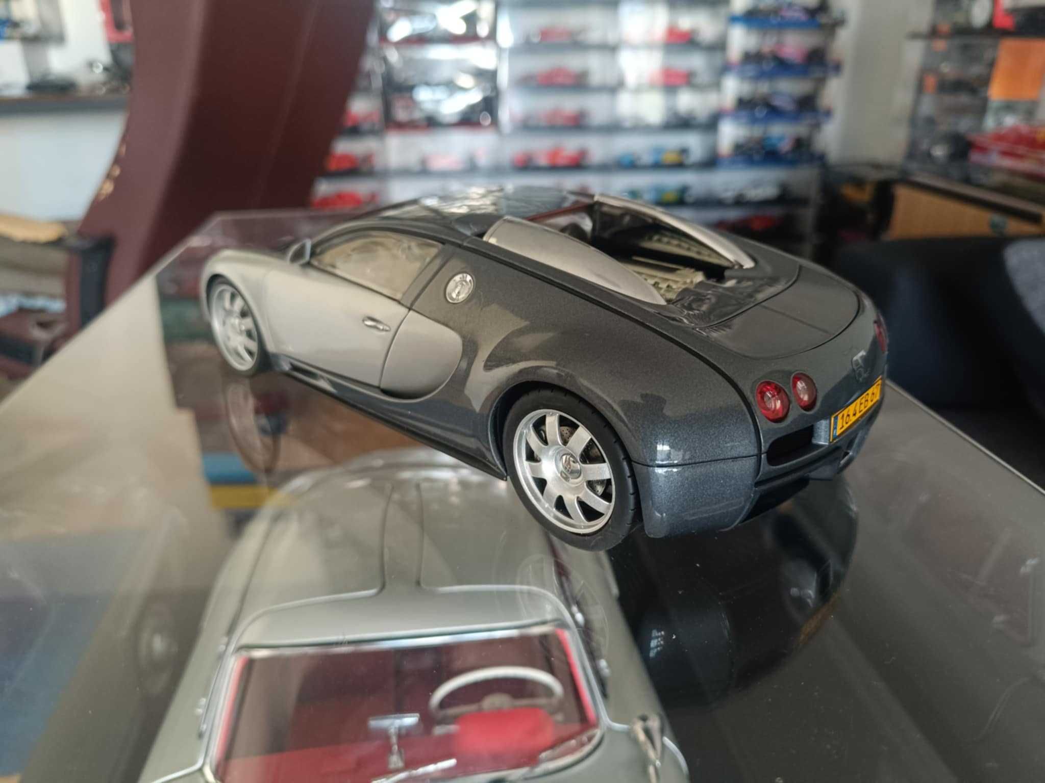 Macheta Bugatti Veyron Autoart scara 1/18