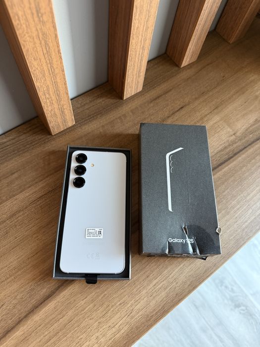 Samsung Galaxy S25 - Nou