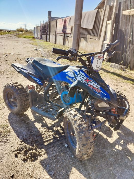 ATV de vânzare,aproape nou,,