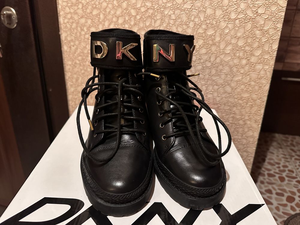 DKNY дамски обувки