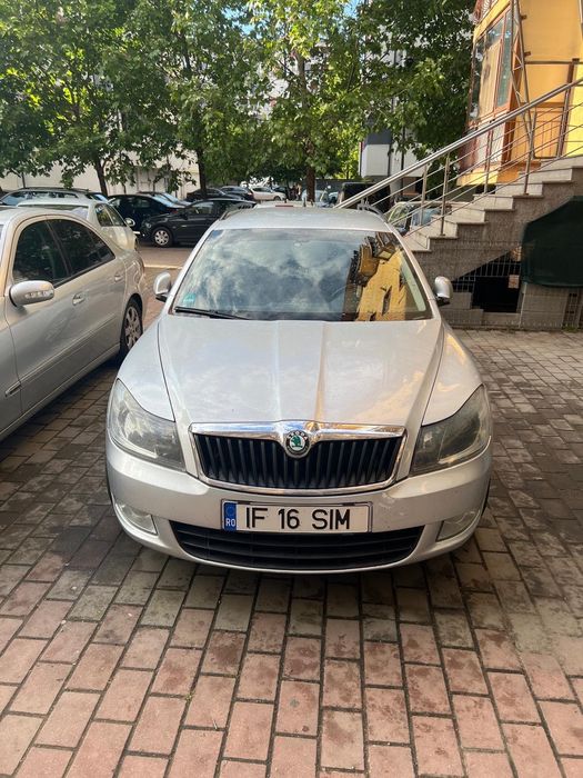 Vând Skoda Octavia 2 FaceLift