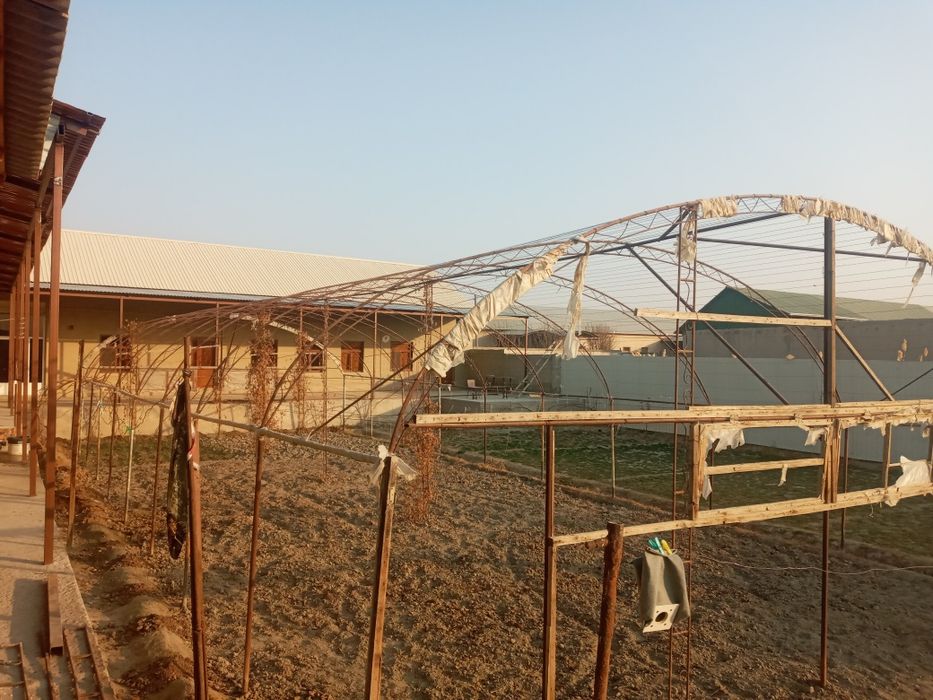 Парник сотилади келишилган холда