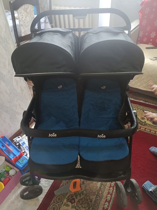 Коляска прогулочная