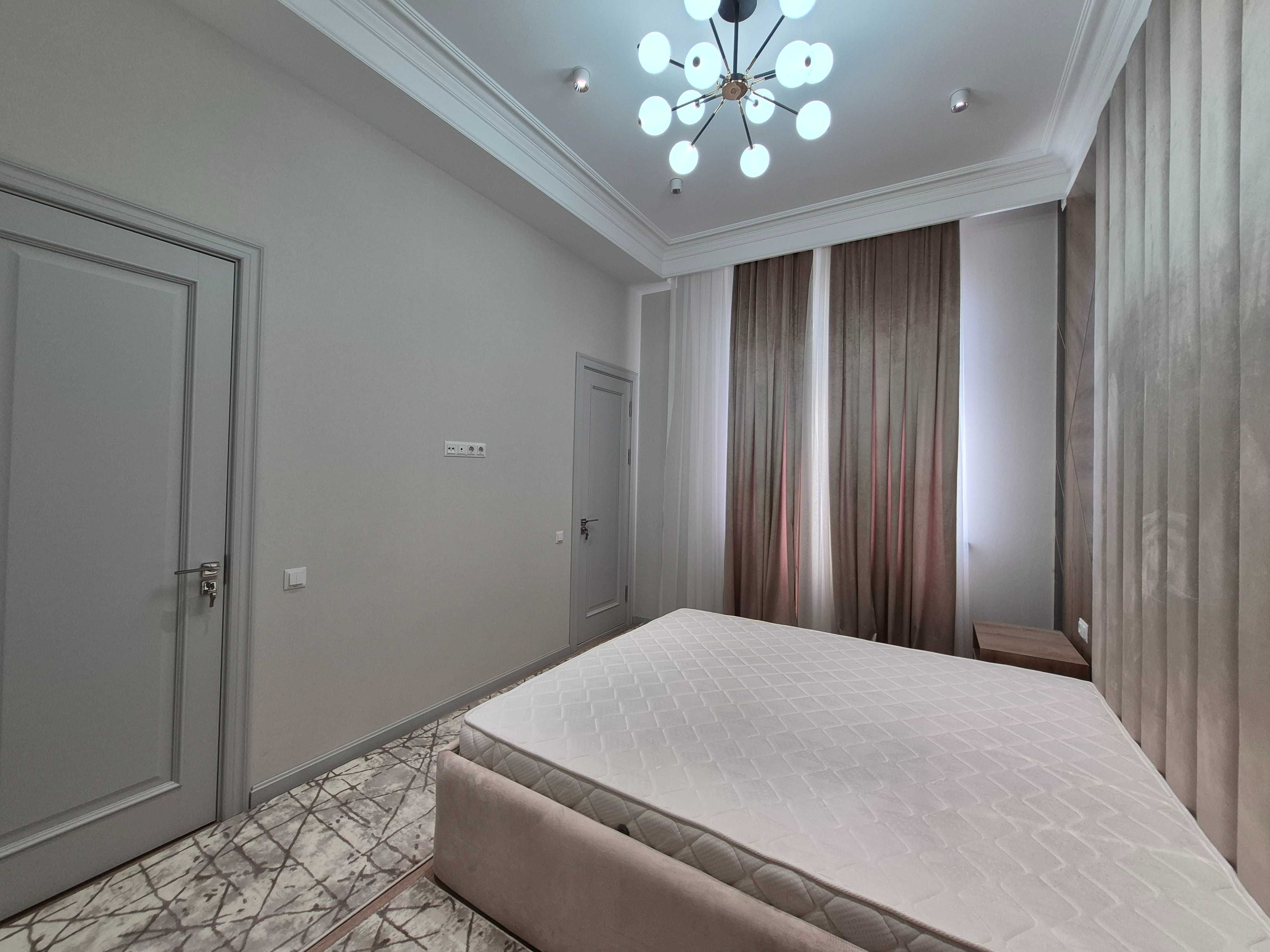 Продается 3х комн Квартира 108 м2 ЖК Пойтахт Гавхари Алайский (7144)