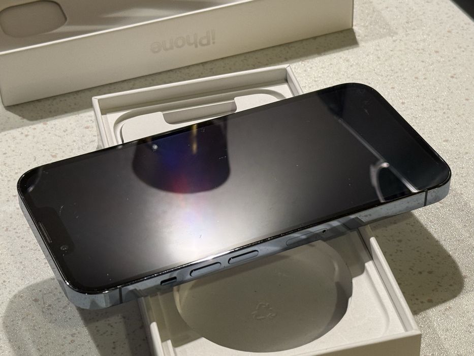 iPhone 13 Pro 128GB Sierra Blue – Перфектен, 100% Батерия!
