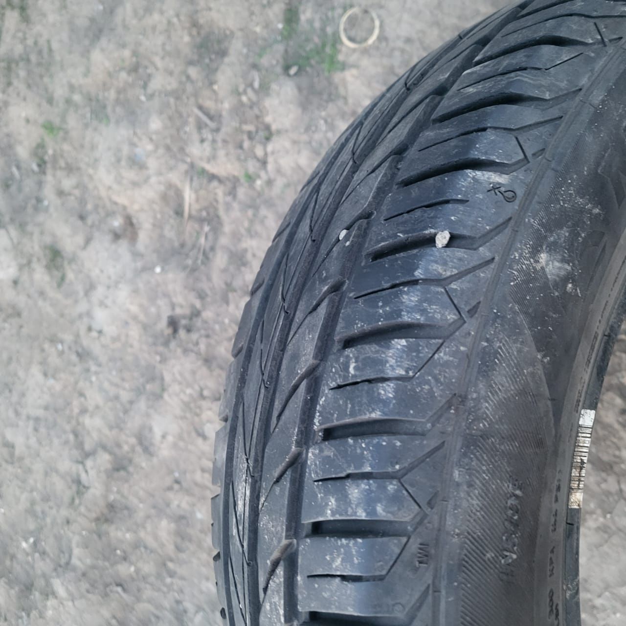 Шины 185/65 R15 б/у