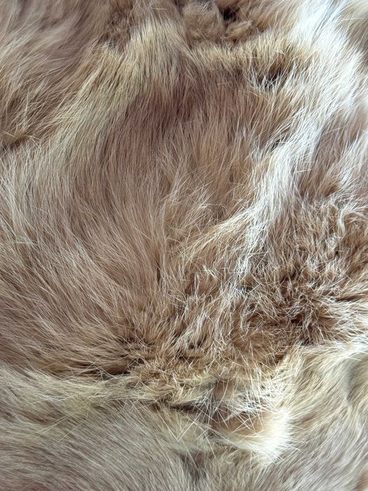 Haină scurtă bej de dama din blană naturală de iepure, cu mâneci 3/4