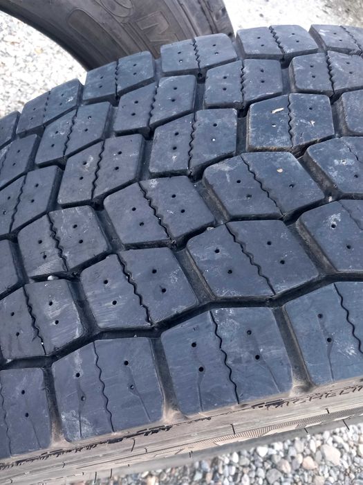 Set 4 anvelope Michelin 315 70 22.5