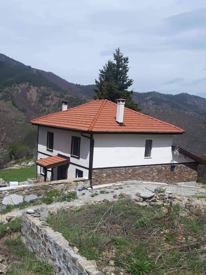 Ремонт на покриви в цялата страна
