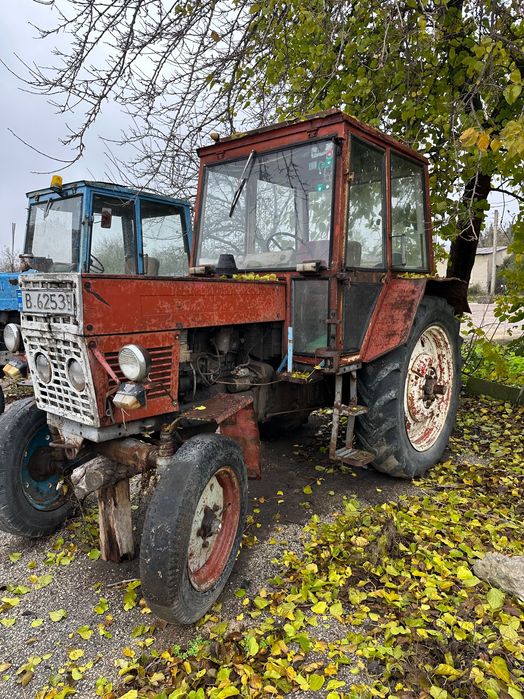 Продавам два трактора Булгар