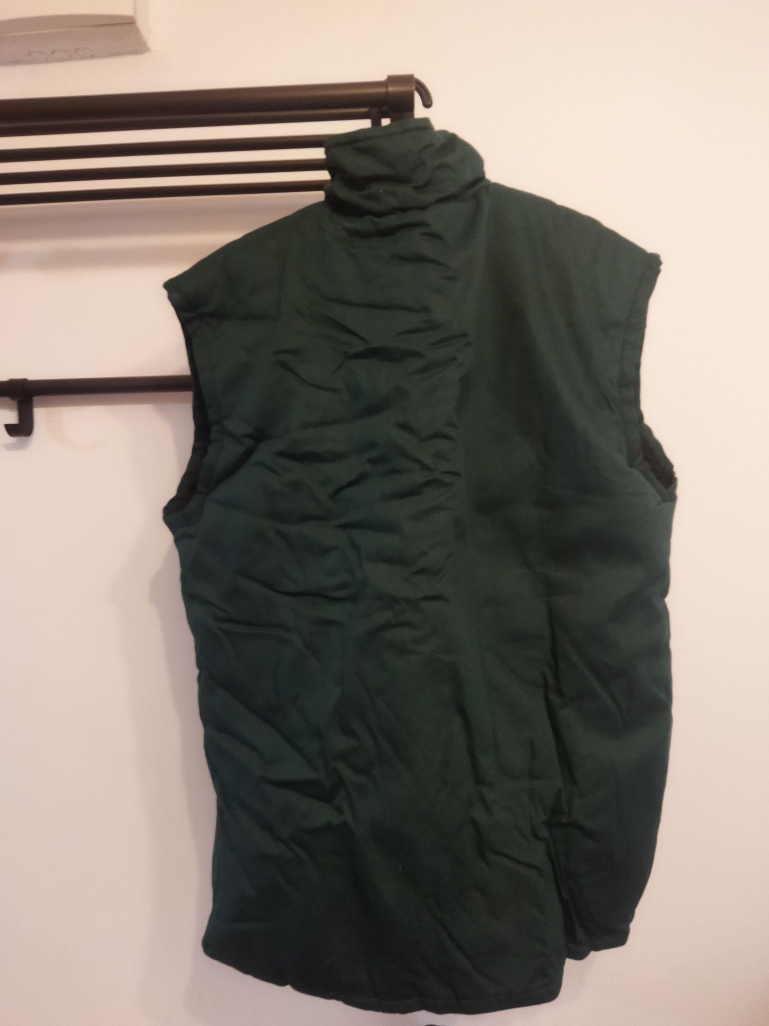 Vesta lucru, culoare verde, marime 50 - NOUA