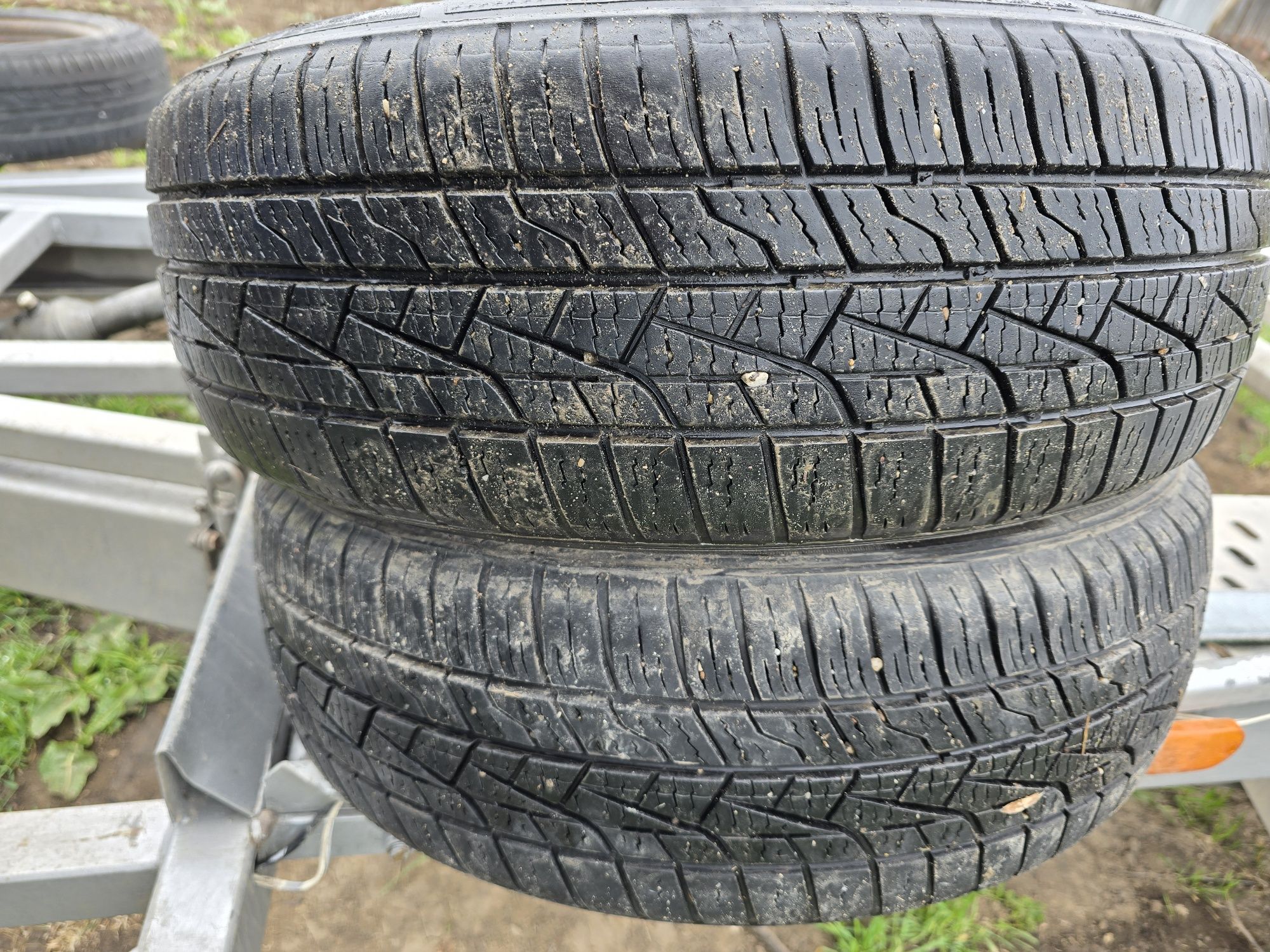 Продавам гуми 185/65/15 Tyfoon