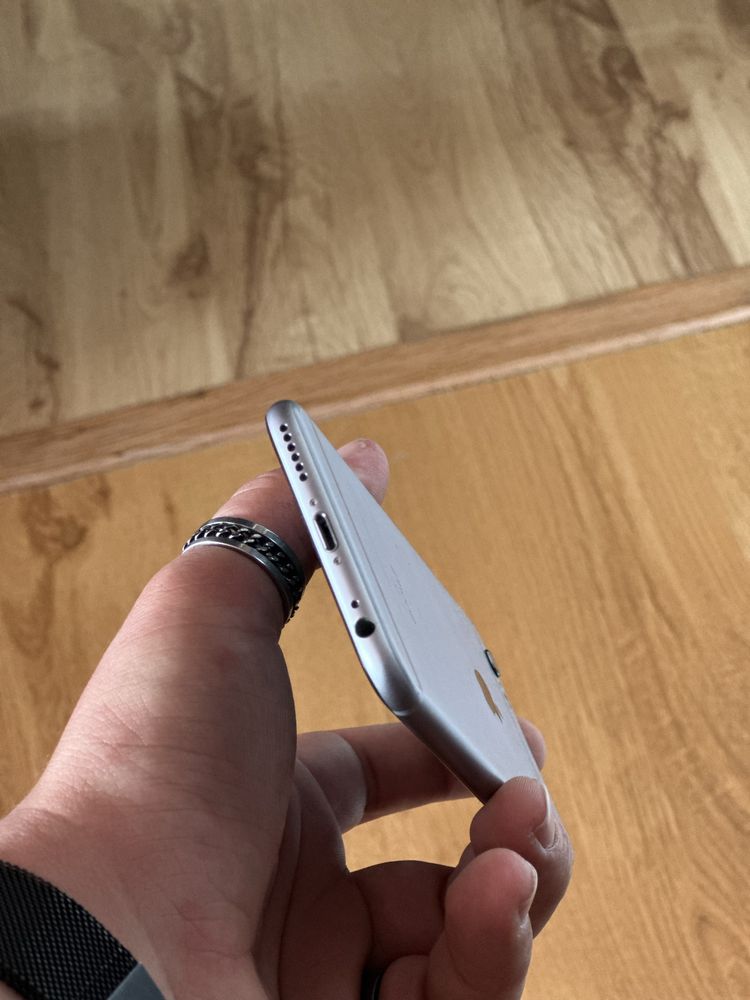 Iphone 6s За части