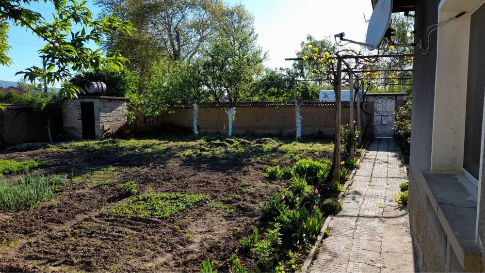 Продава се Къща в с. Зимница, Област Стара Загора - 136 кв.м за 464 €/кв.м - Снимка #2