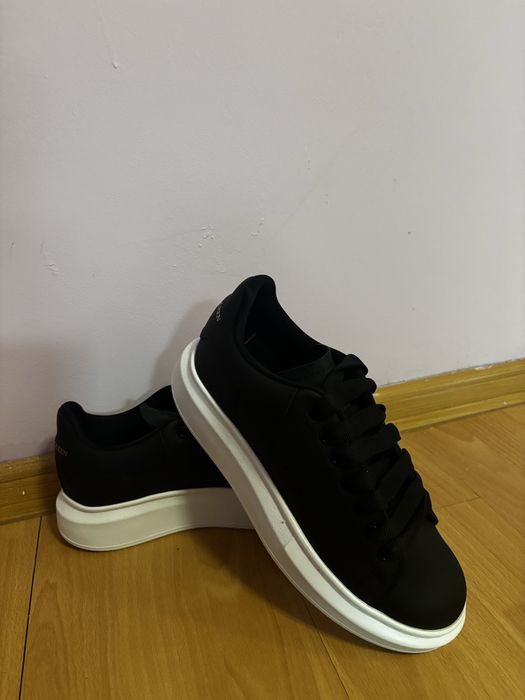 Маратонки Alexander McQueen 38номер