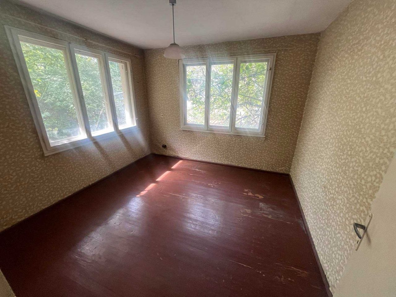 Продава се Етаж от къща в Велинград - 135 кв.м за 630 €/кв.м - Снимка #1