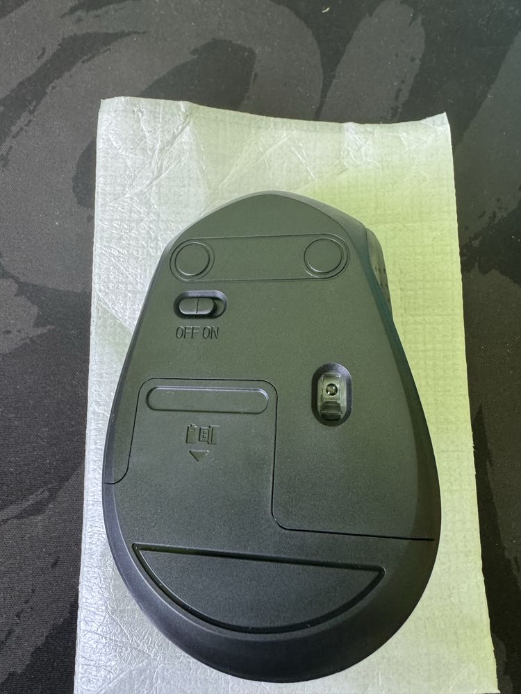 Безжична мишка M330 Silent Plus