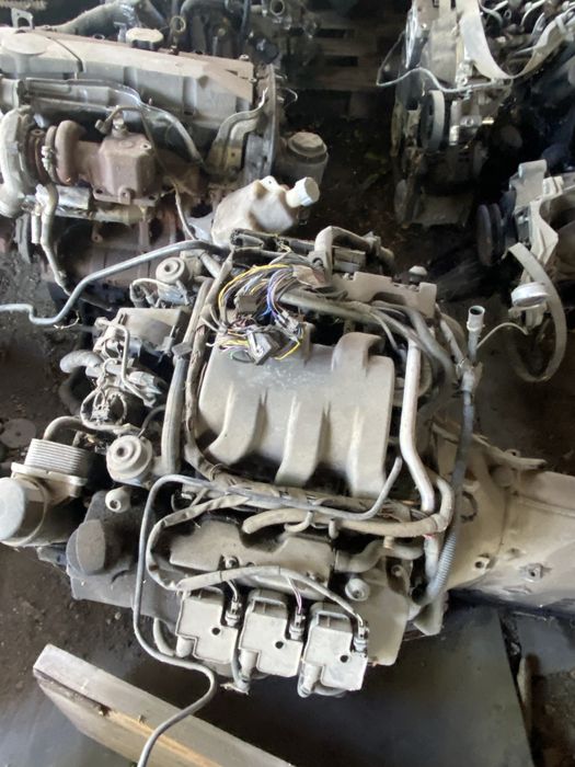 Двигатели за Автомобили мерцедес пежо,нисан рекстън рено, голф