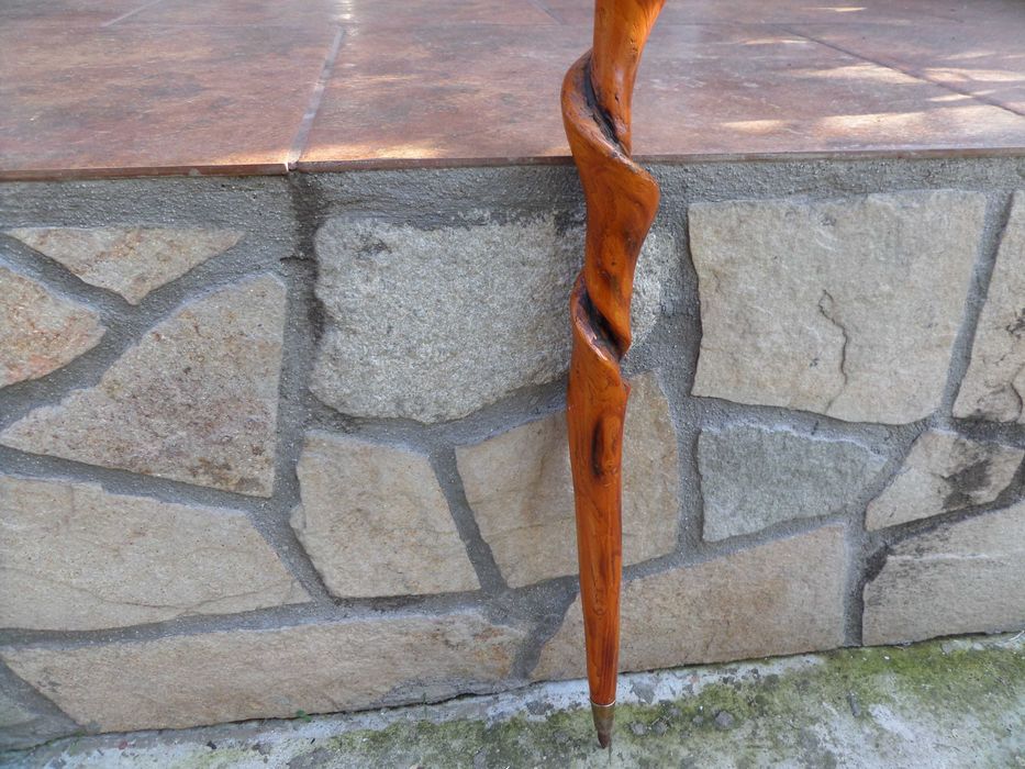 Baston toiag ciumag de vrajitor deoosebit frumos rasucit usor rezisten