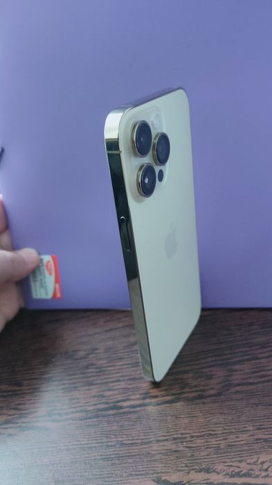 iPhone 14 Pro max Golden 128 GB.  2700 Lei