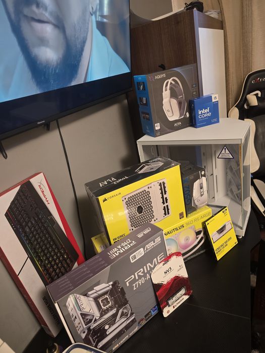 Pc gaming 5060ti 16 gb i5 14600KF