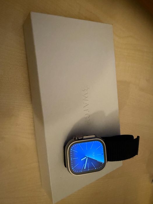 Apple Watch Ultra 49 mm Titanium Cellular