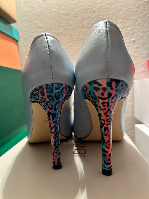 Pantofi stiletto
