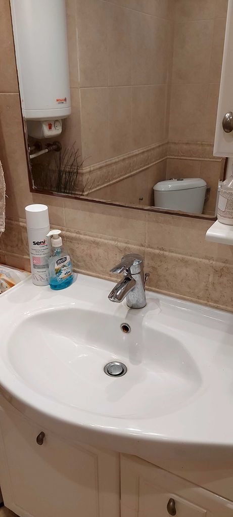 Продава се Четиристаен апартамент в Хасково, Любен Каравелов - 100 кв.м за 1275 €/кв.м - Снимка #17