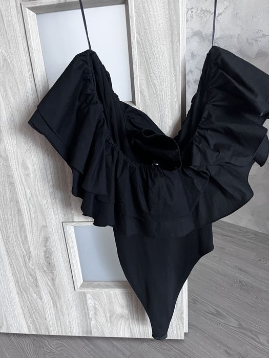 Body cu maneci bufante