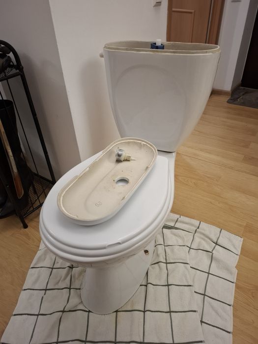 Унитаз рабочий Бесплатно