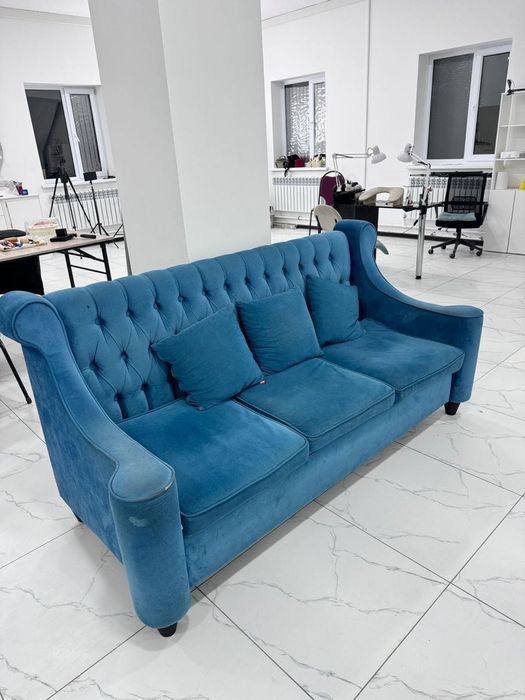 Диван для офиса для салона