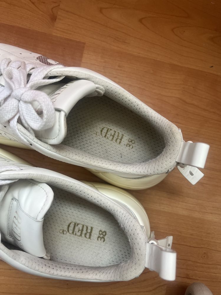 Сникърси red valentino 38