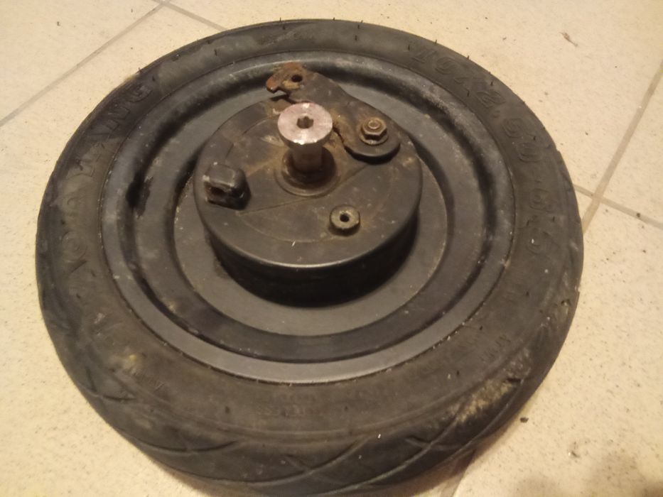 Roata si cauciuc 10" plin antiexplozie