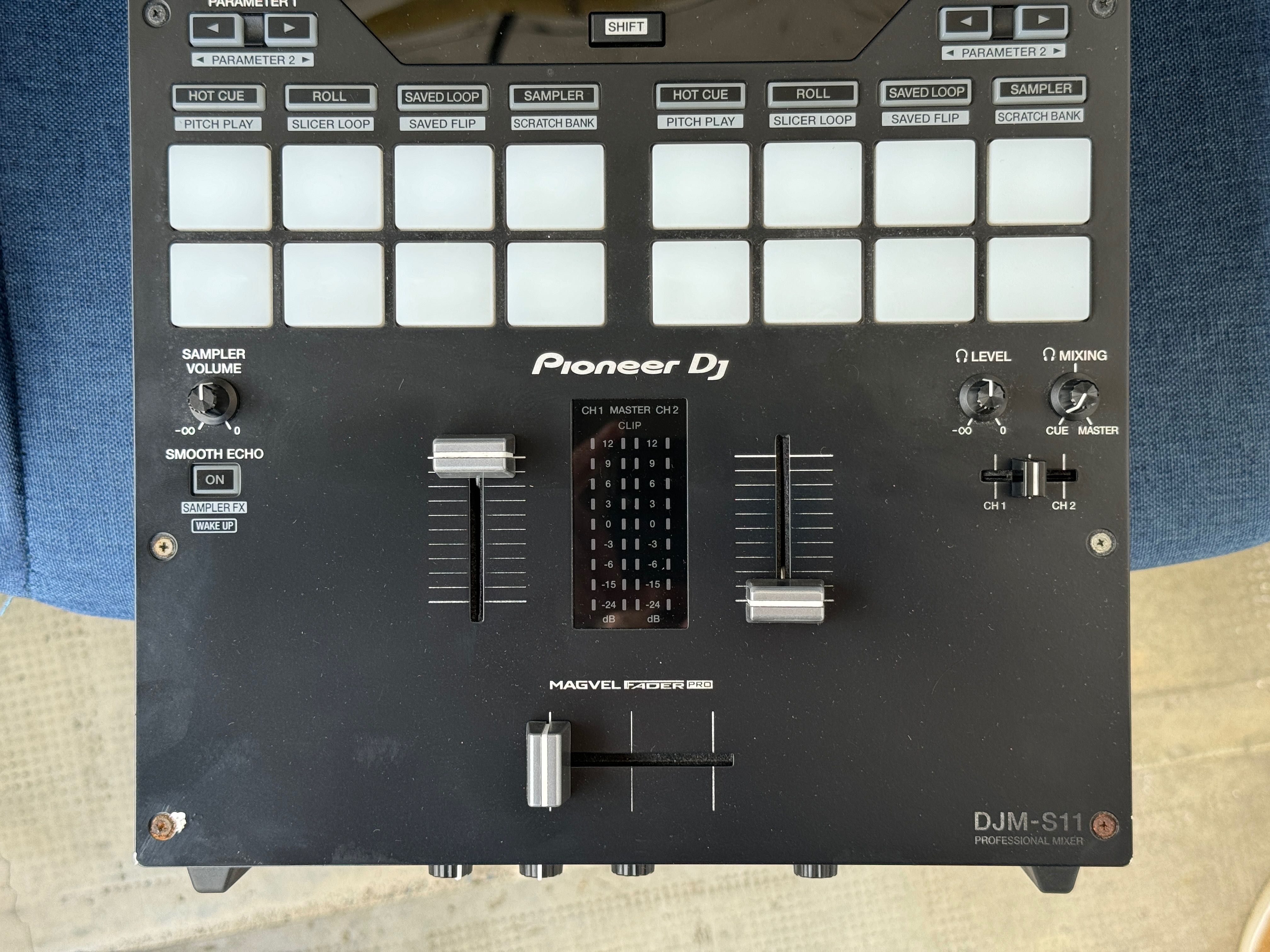Mixer Pioneer DJM S11