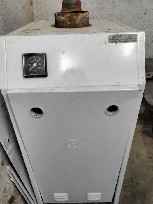 Продаётся напольный газовый отопительный котёл